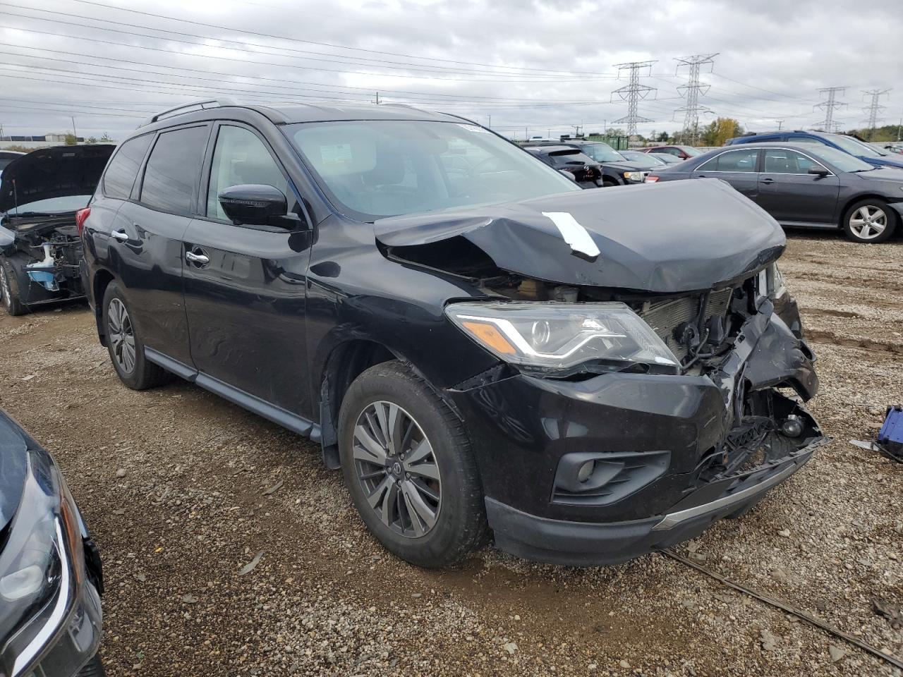 2017 NISSAN PATHFINDER