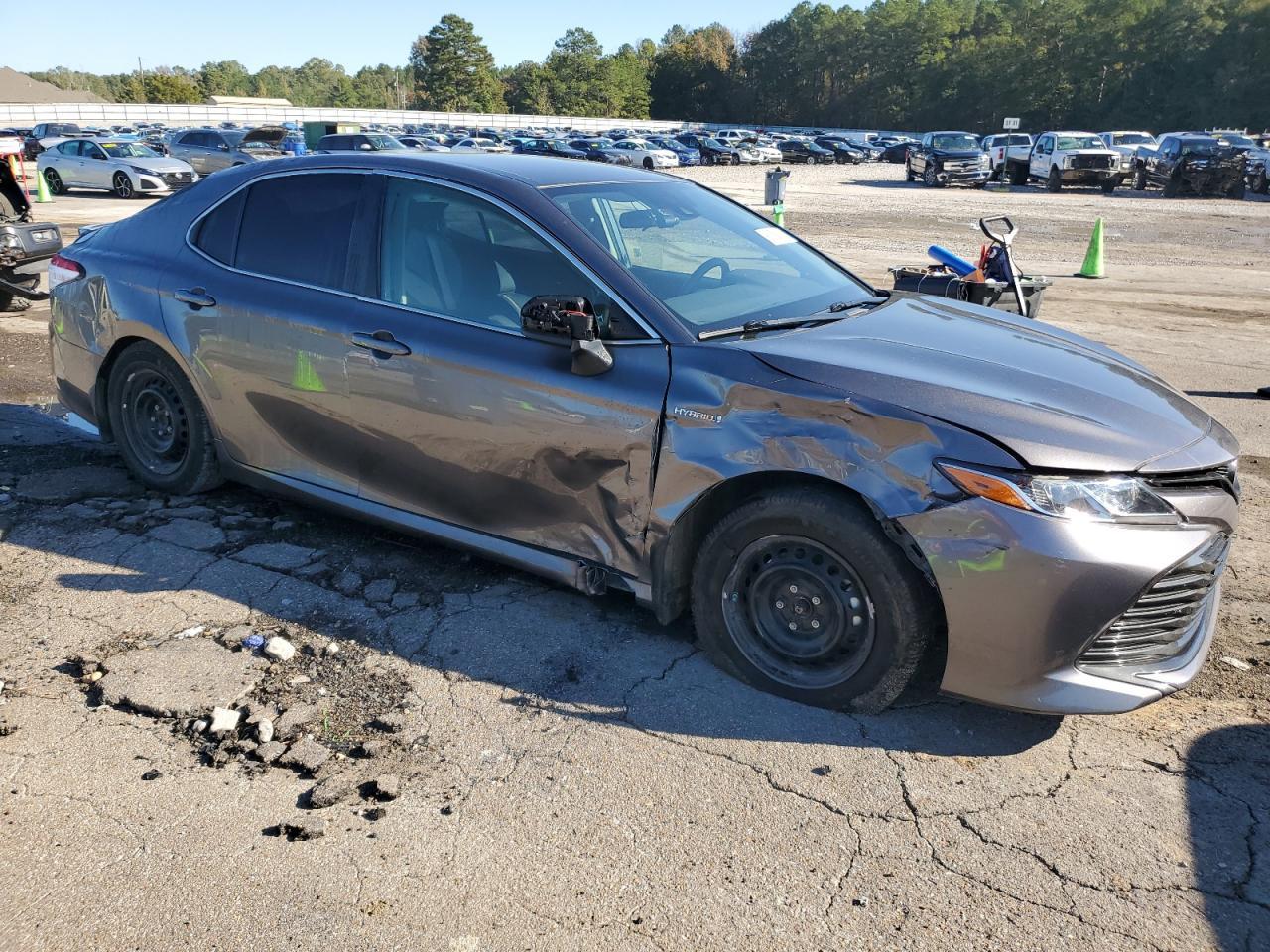 2019 TOYOTA CAMRY