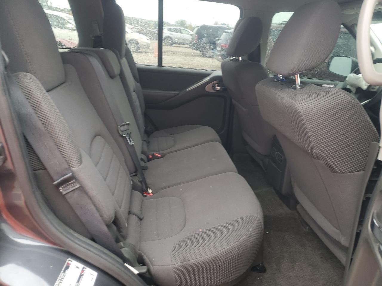 2012 NISSAN PATHFINDER