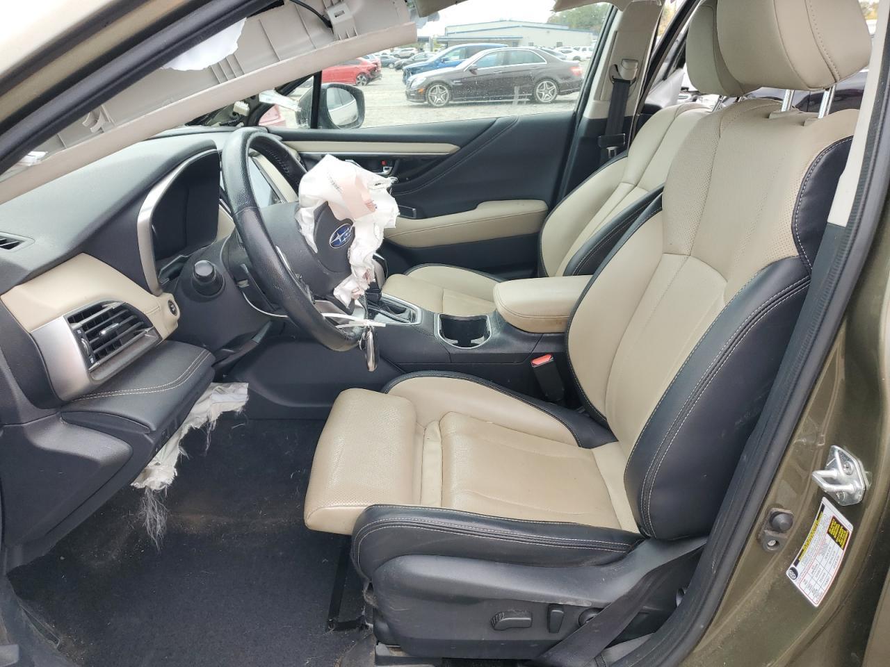 2021 SUBARU Outback