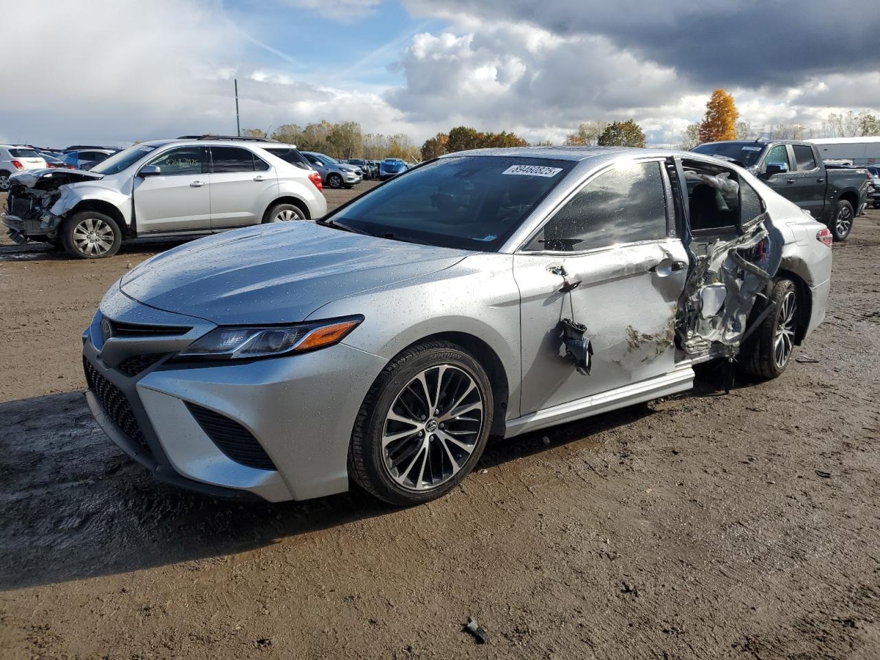 2018 TOYOTA CAMRY
