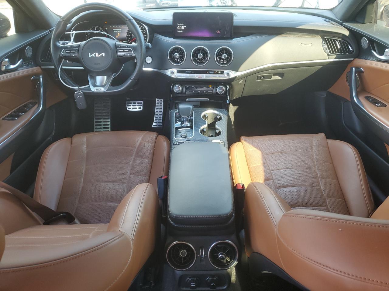 2023 KIA Stinger