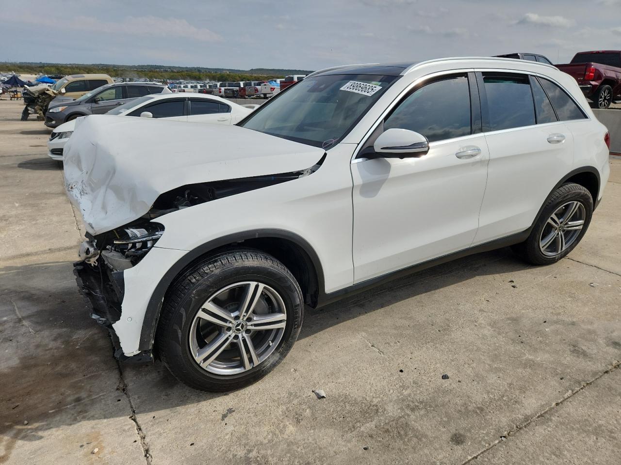 2022 MERCEDES-BENZ GLC-Class