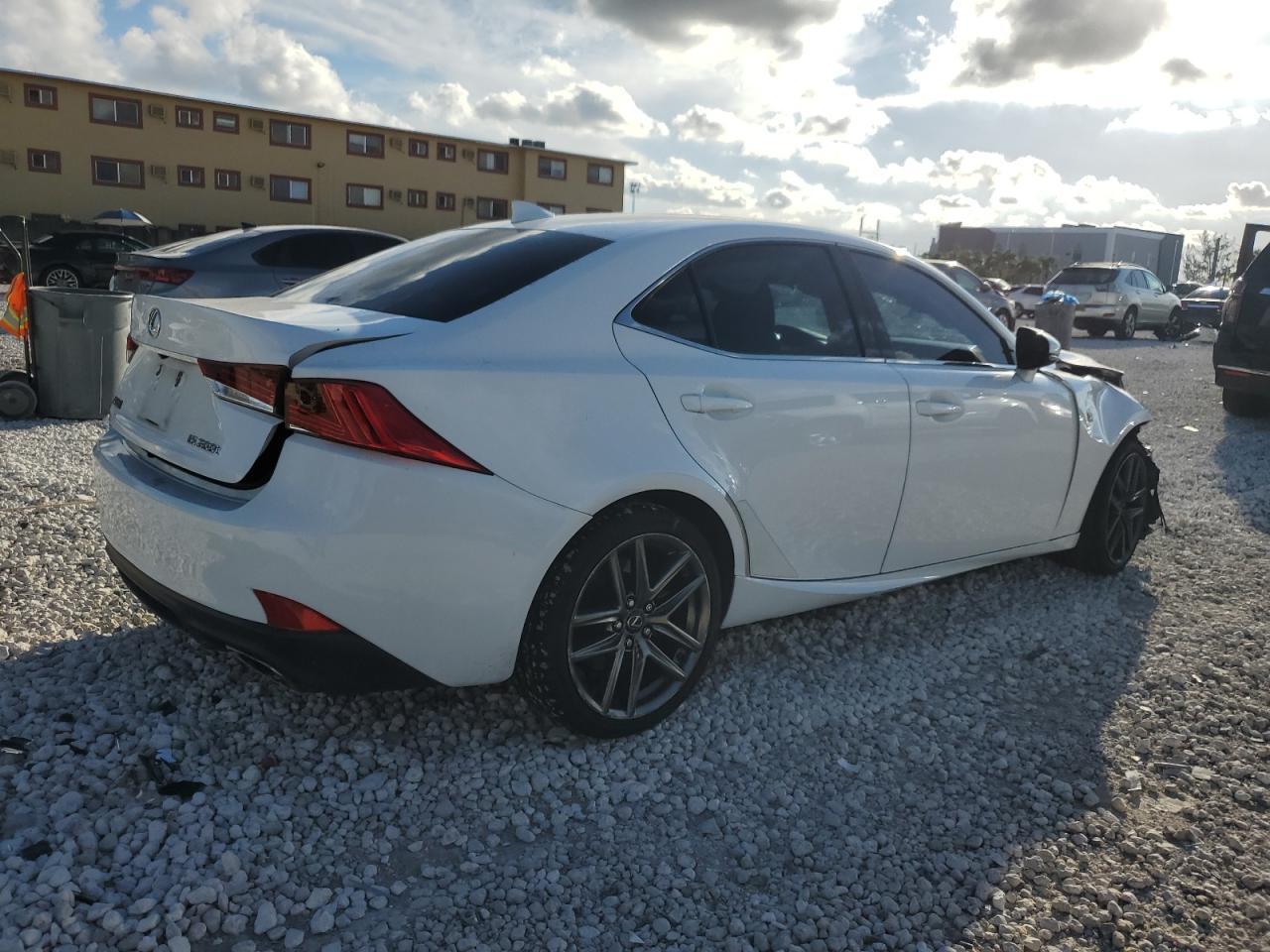 2017 LEXUS IS 200t