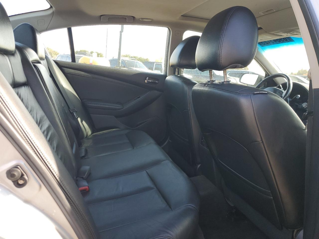 2011 NISSAN ALTIMA