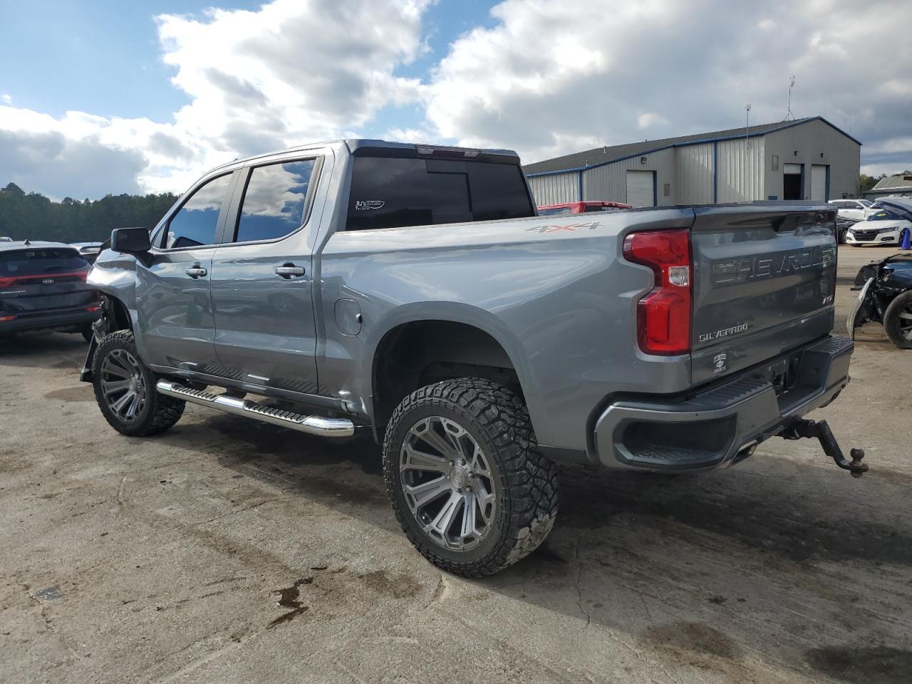 2020 CHEVROLET Silverado