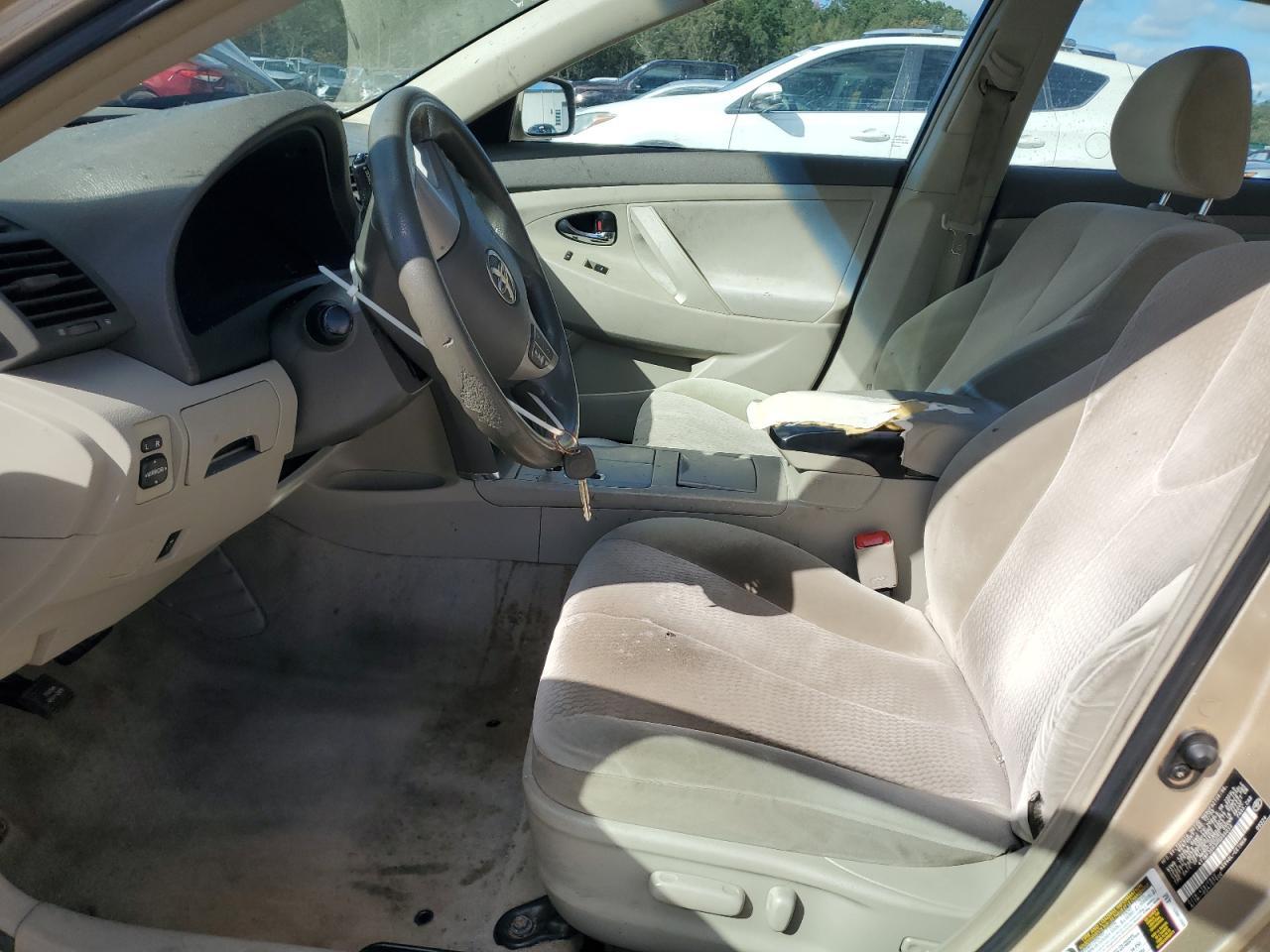 2010 TOYOTA CAMRY