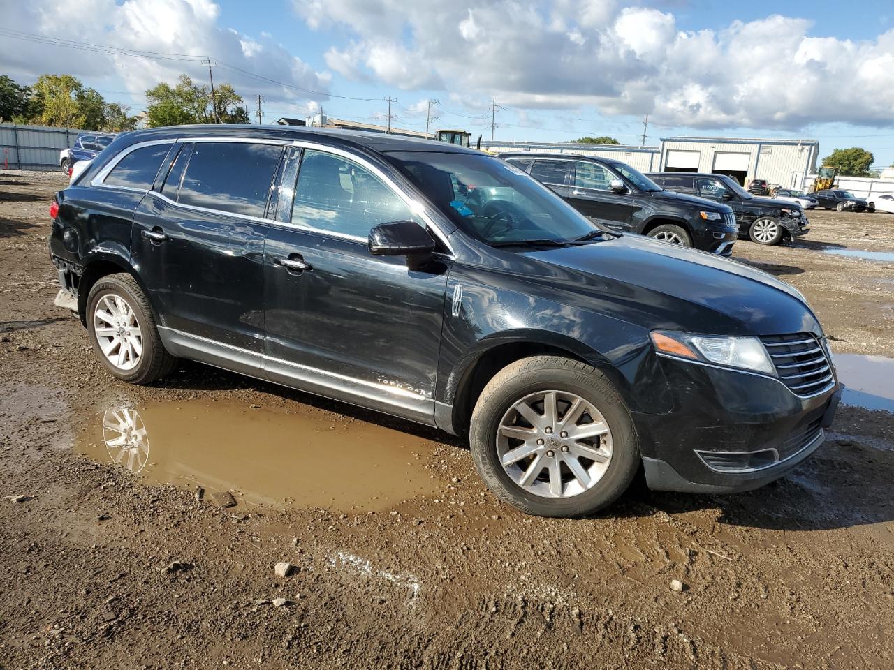 2018 LINCOLN MKT