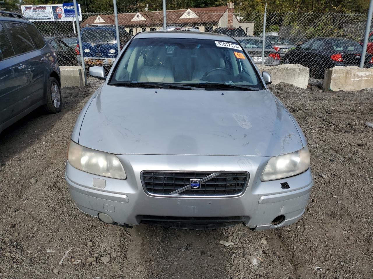 2005 VOLVO S60