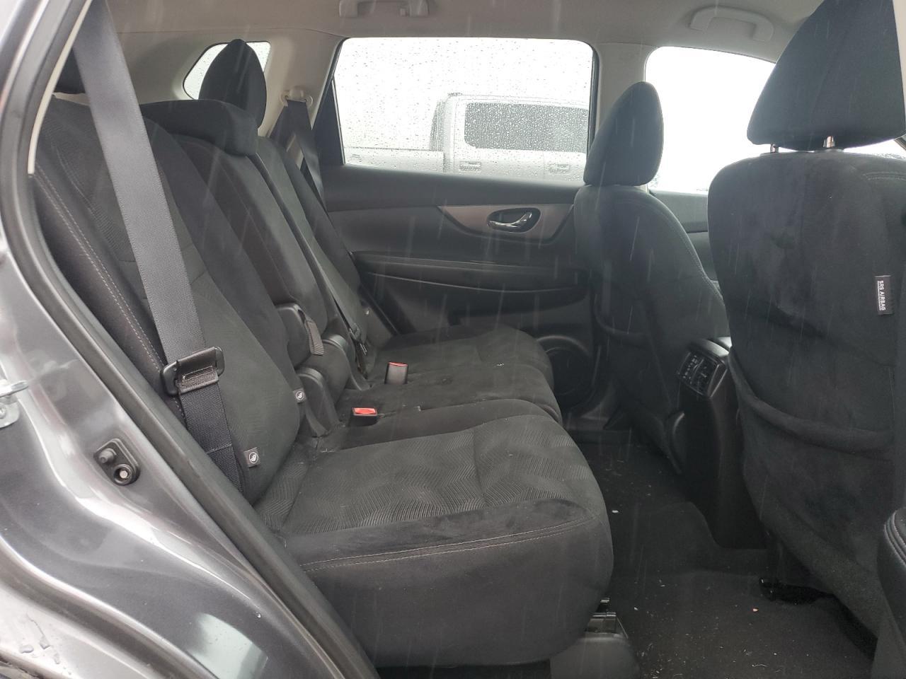 2016 NISSAN ROGUE