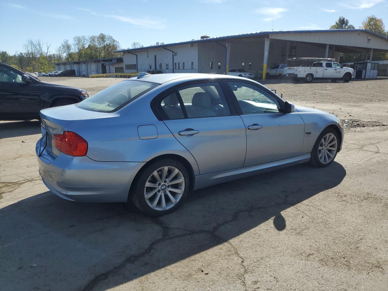 2011 BMW 3 SERIES