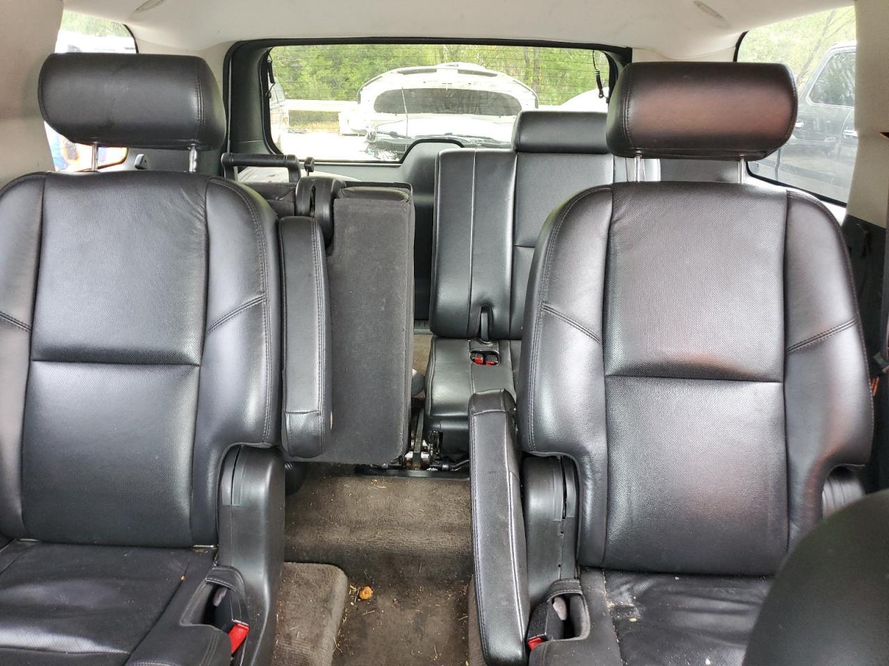 2010 CHEVROLET Tahoe
