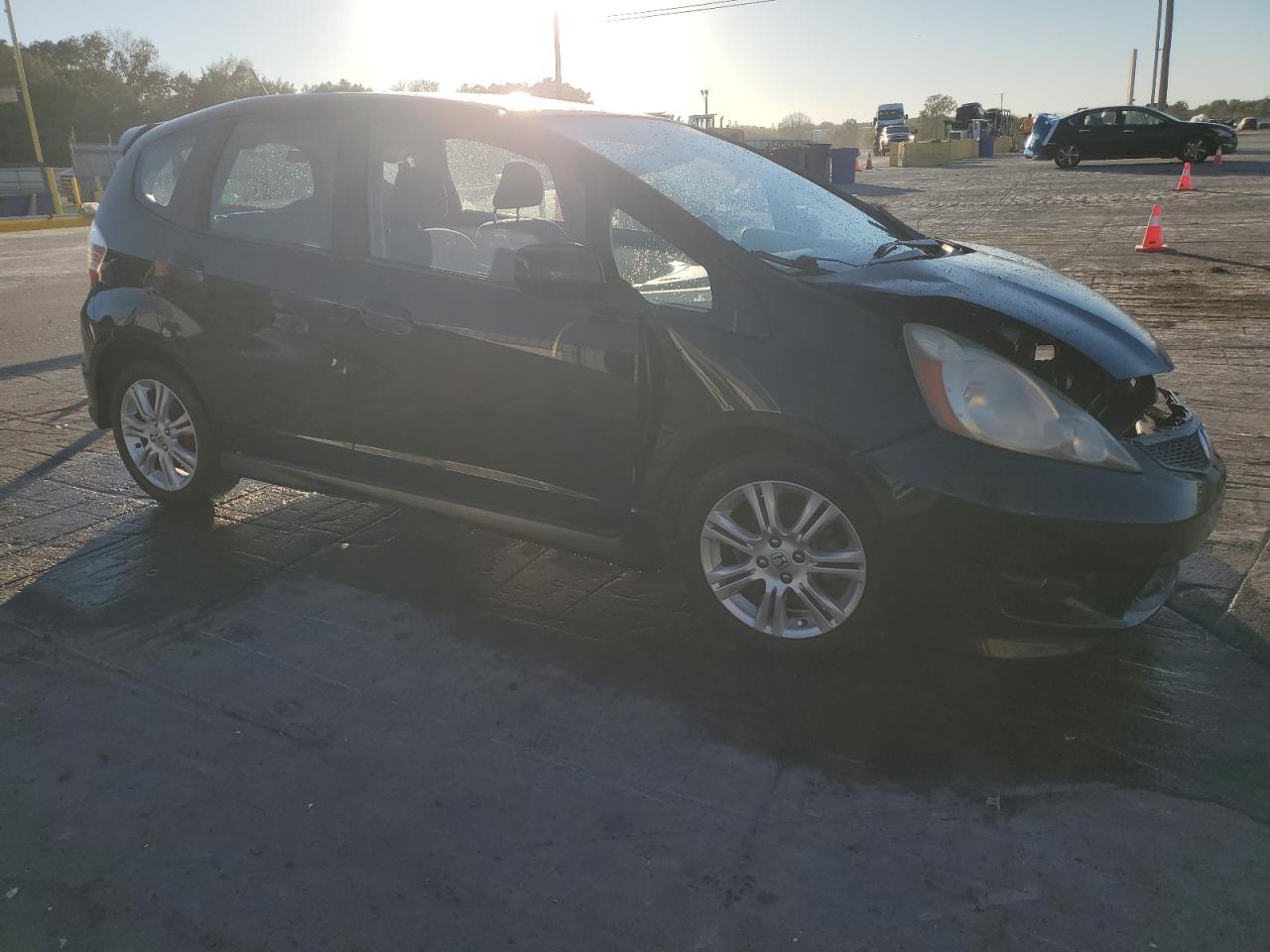 2011 HONDA FIT