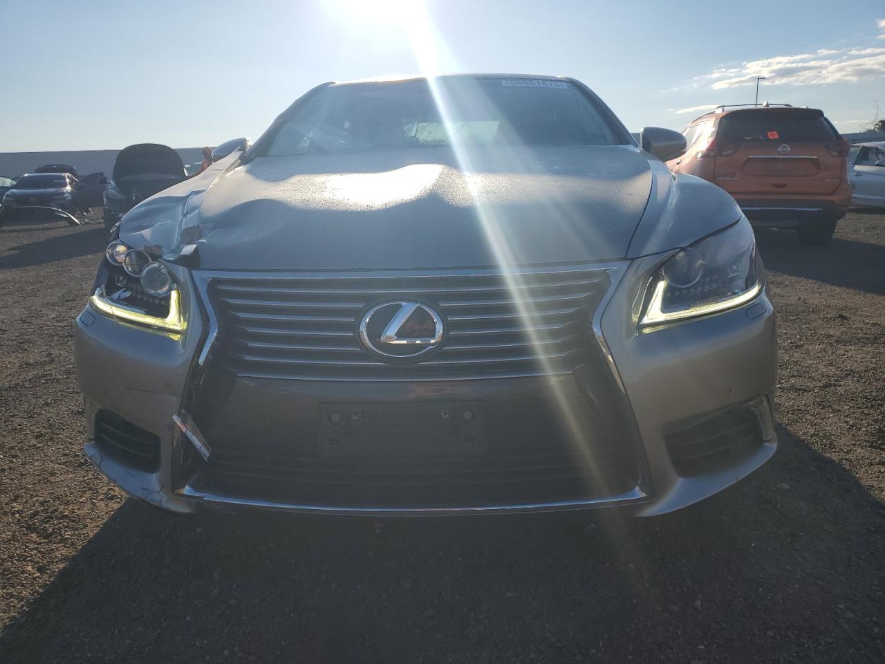 2017 LEXUS LS 460