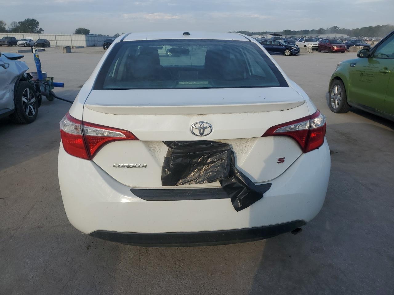2016 TOYOTA COROLLA