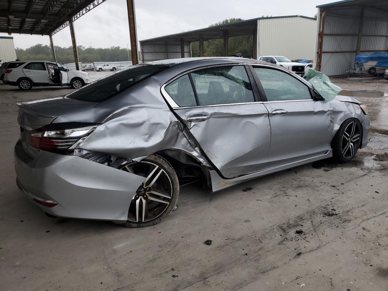 2017 HONDA ACCORD