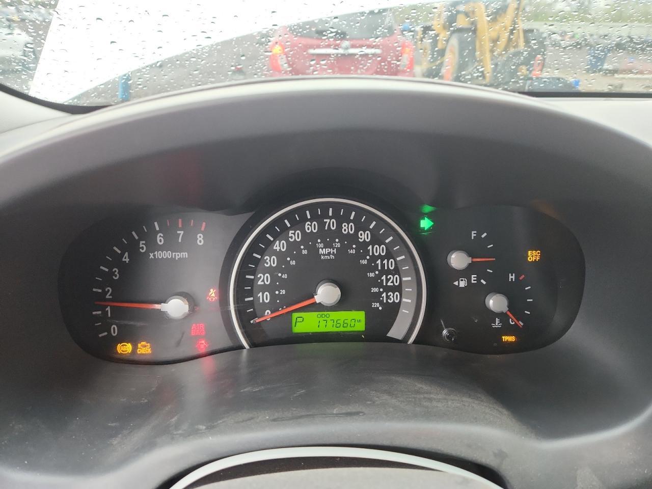 2010 KIA SEDONA