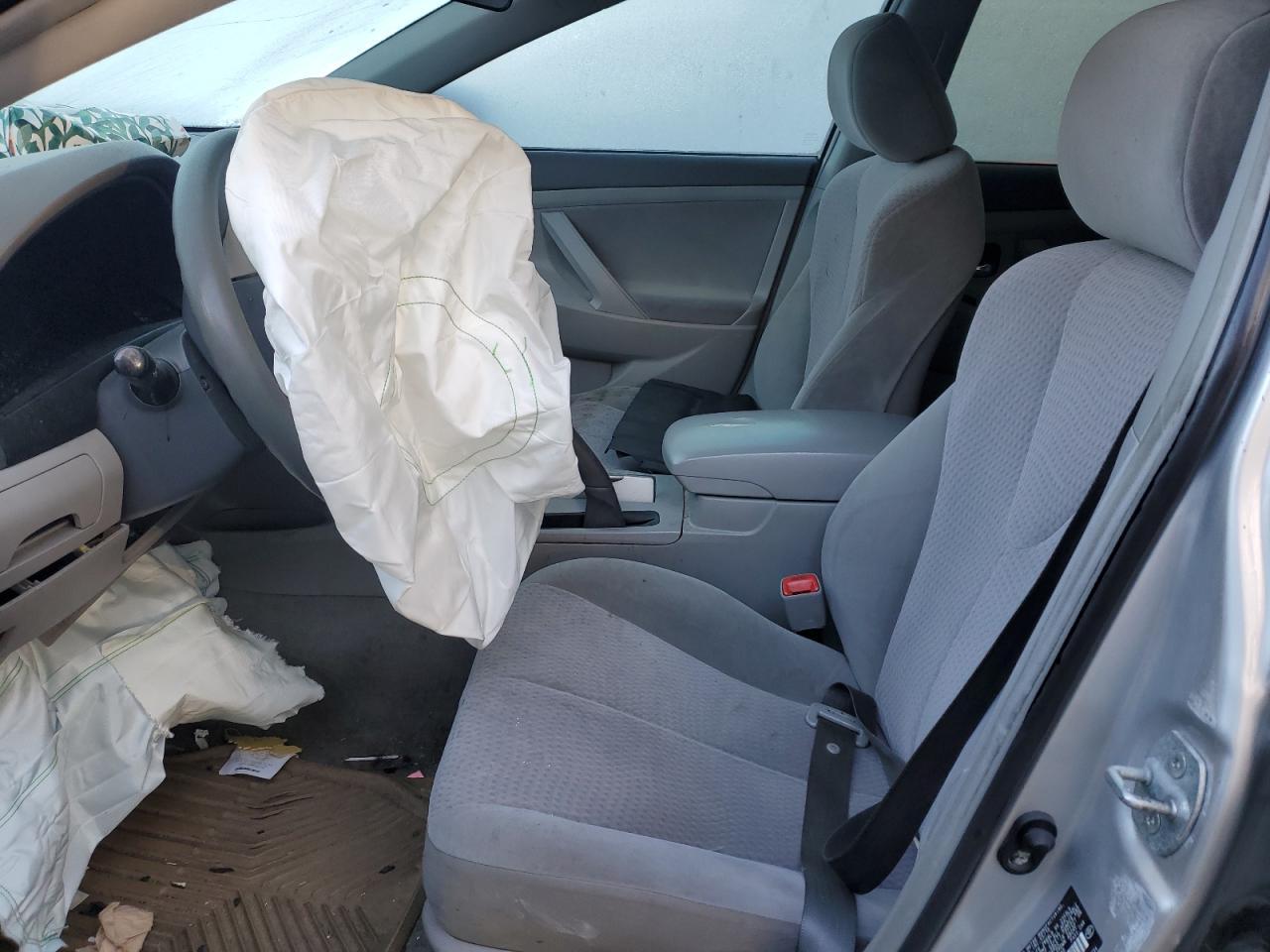 2011 TOYOTA CAMRY