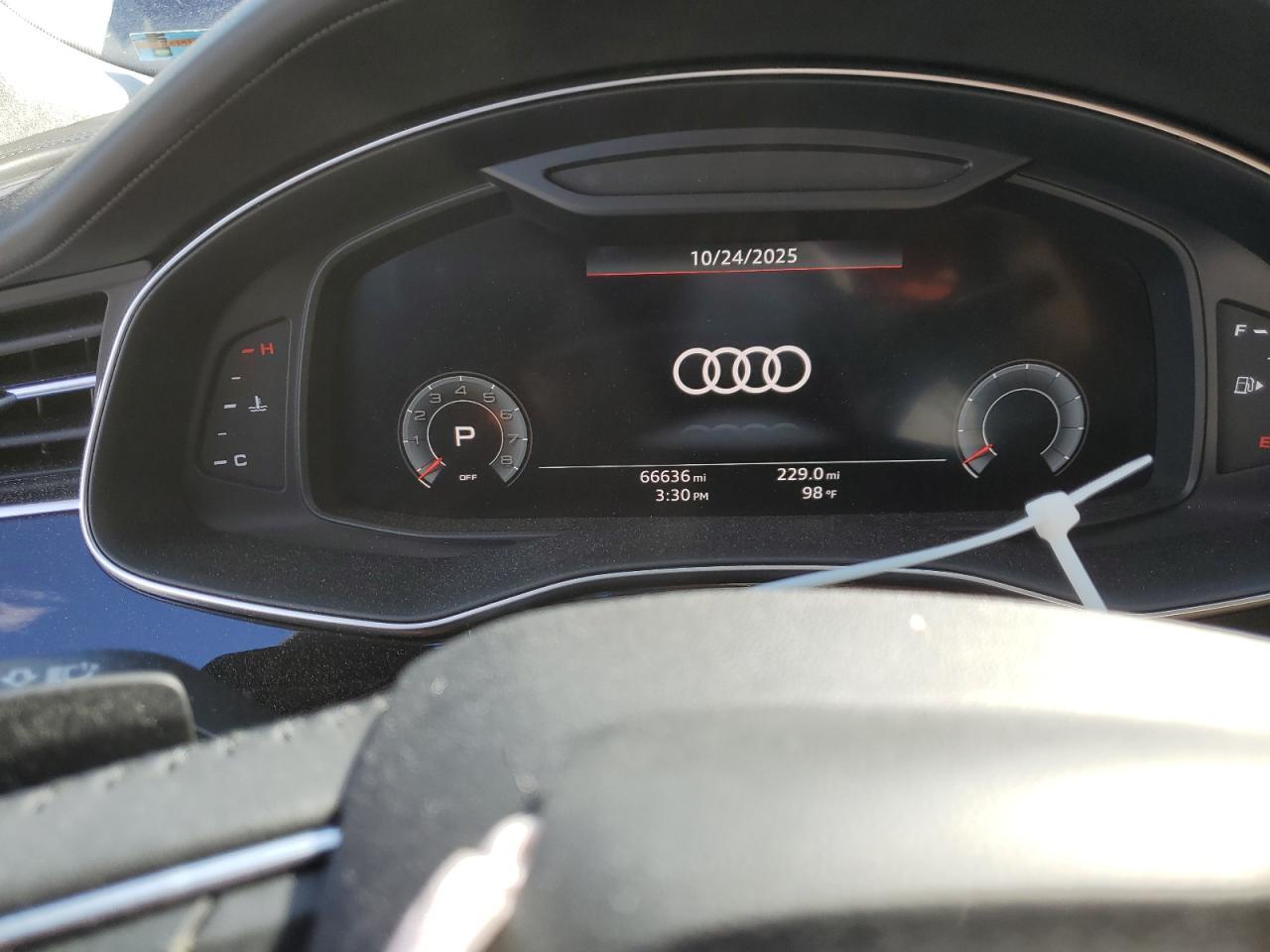 2019 AUDI Q8