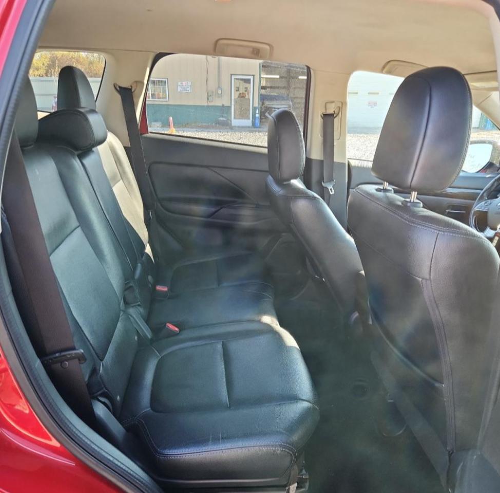 2016 MITSUBISHI outlander