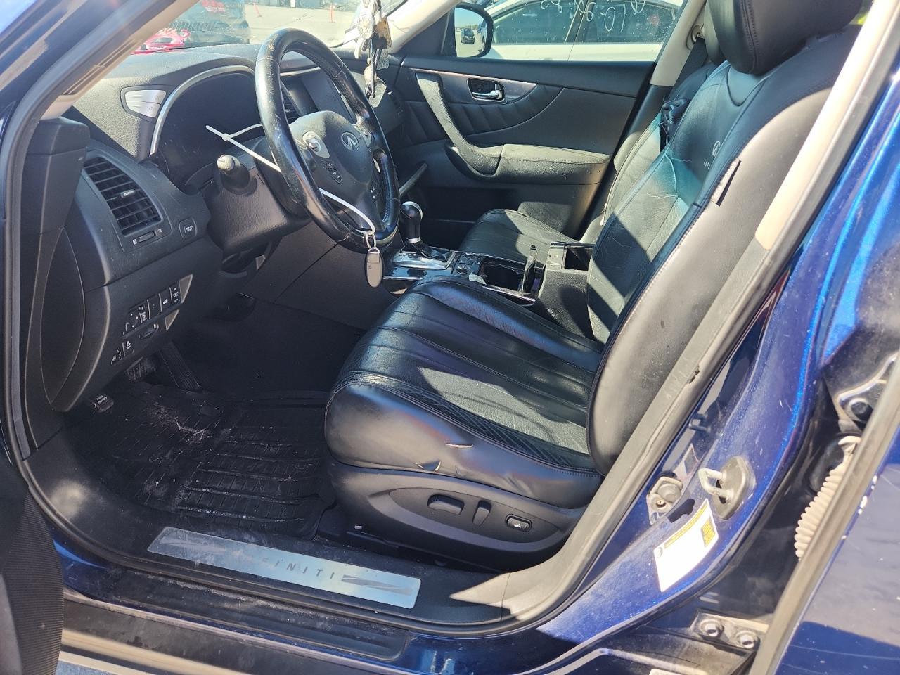 2013 INFINITI FX37