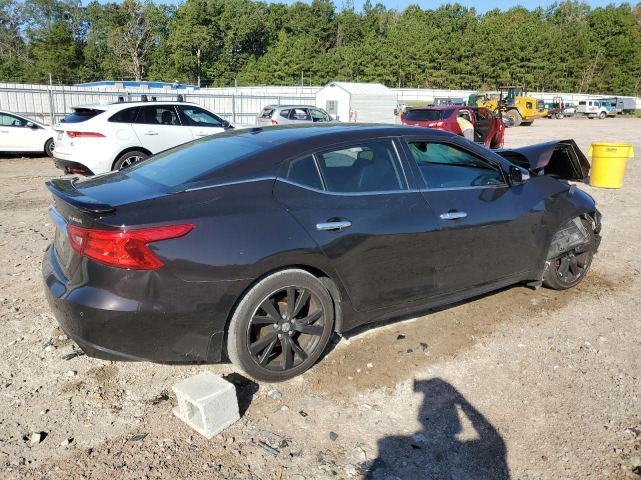 2016 NISSAN Maxima