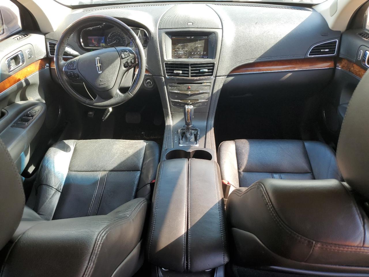 2013 LINCOLN MKT
