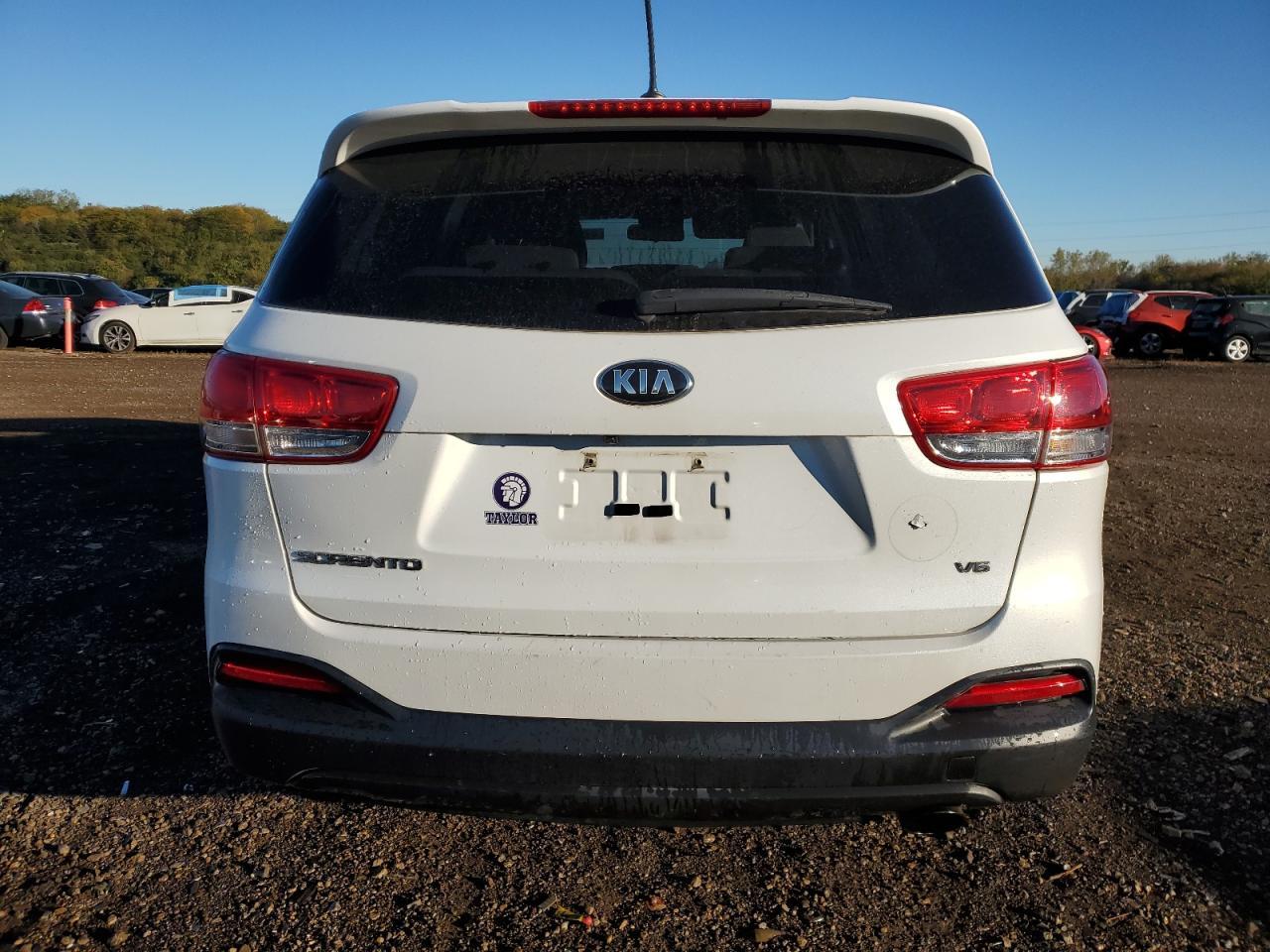 2016 KIA SORENTO