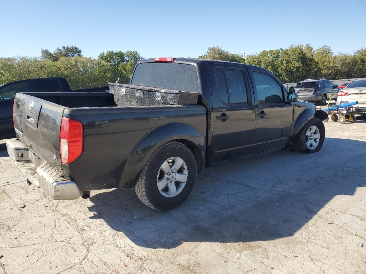 2011 NISSAN Frontier
