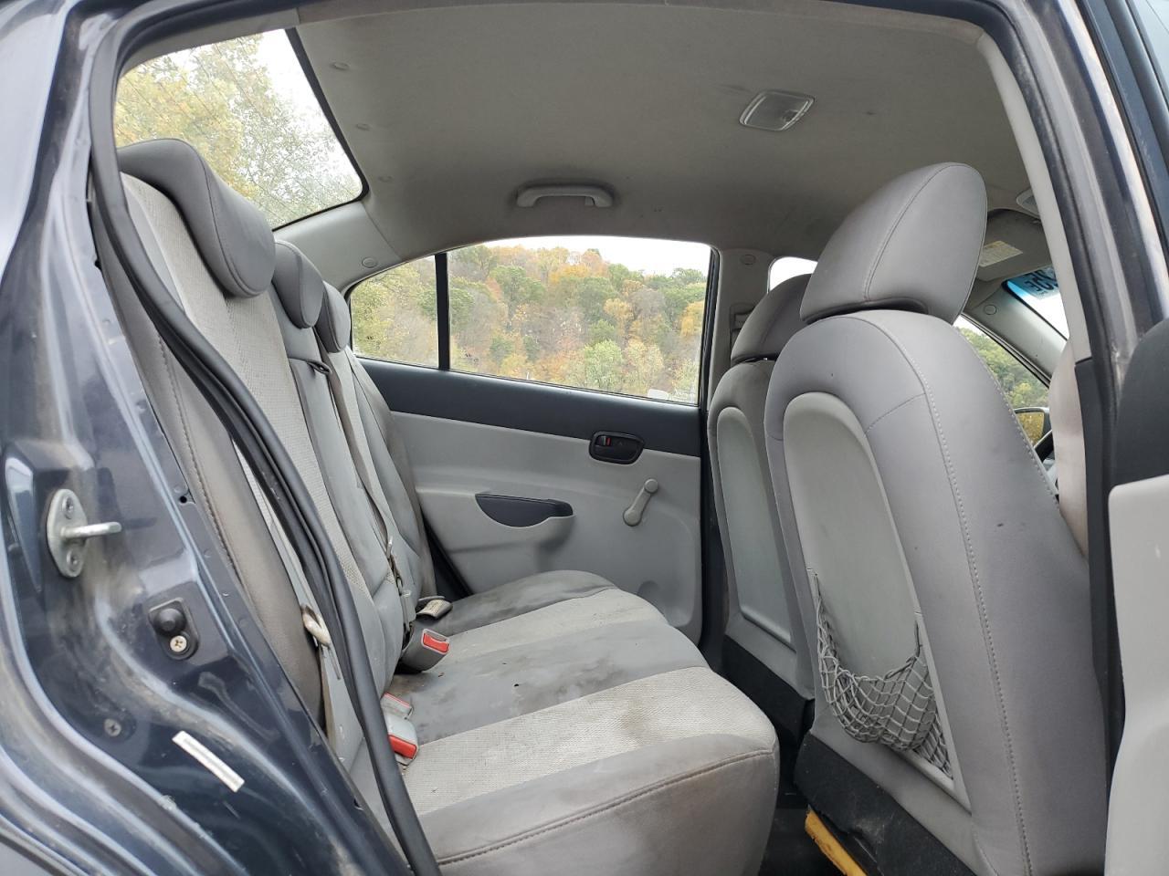 2011 HYUNDAI ACCENT
