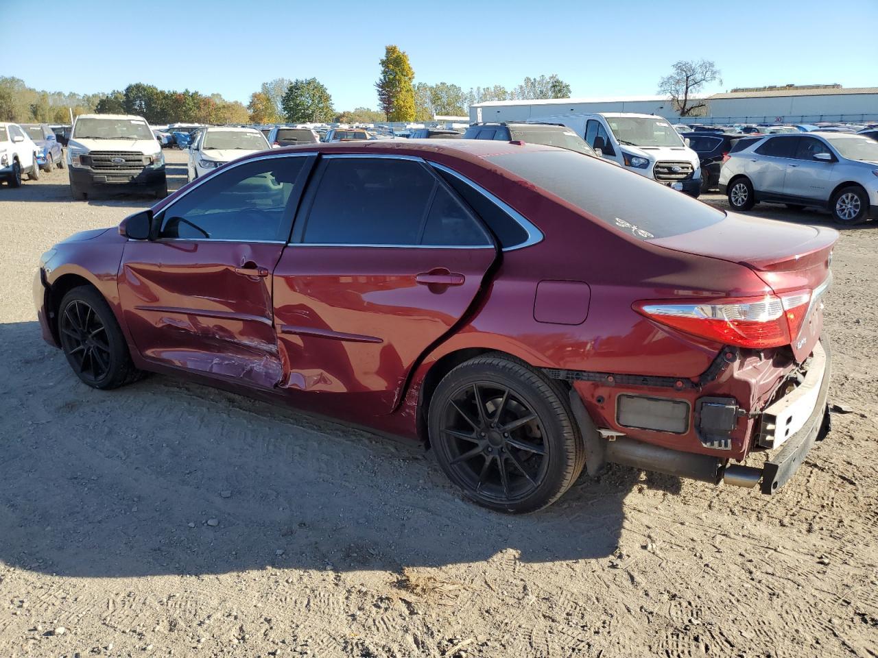 2016 TOYOTA CAMRY
