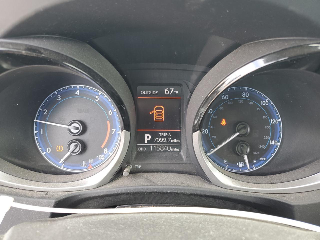 2016 TOYOTA COROLLA