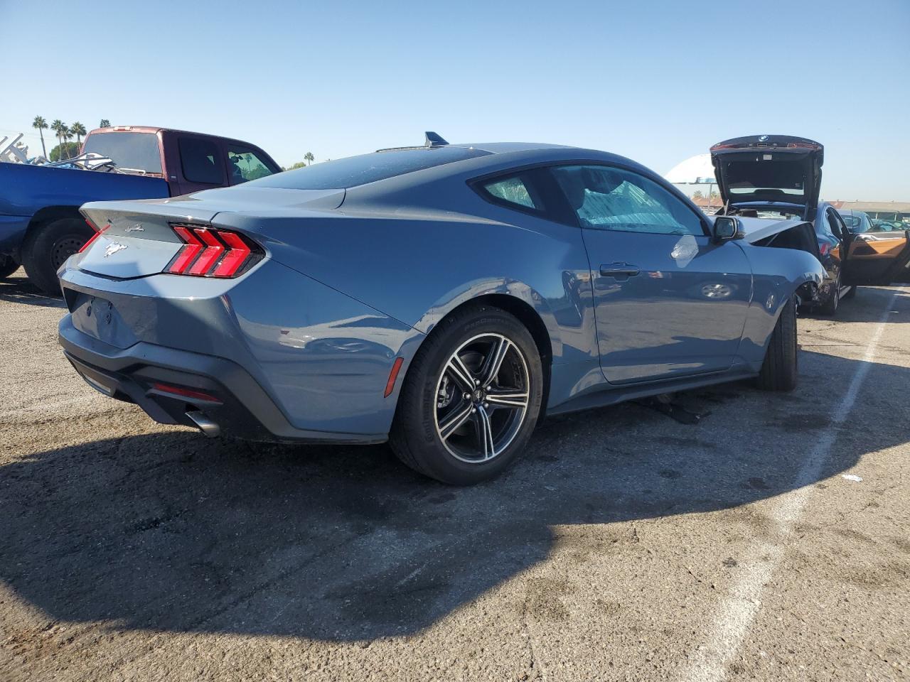 2024 FORD MUSTANG