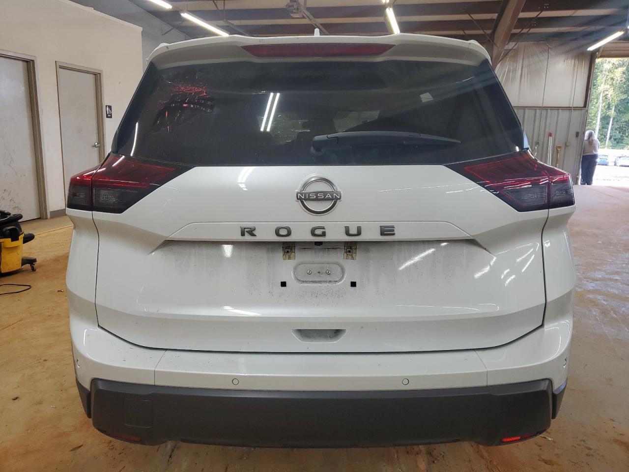 2025 NISSAN ROGUE