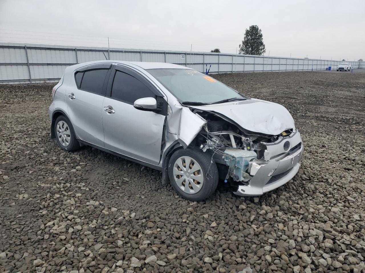 2014 TOYOTA Prius c