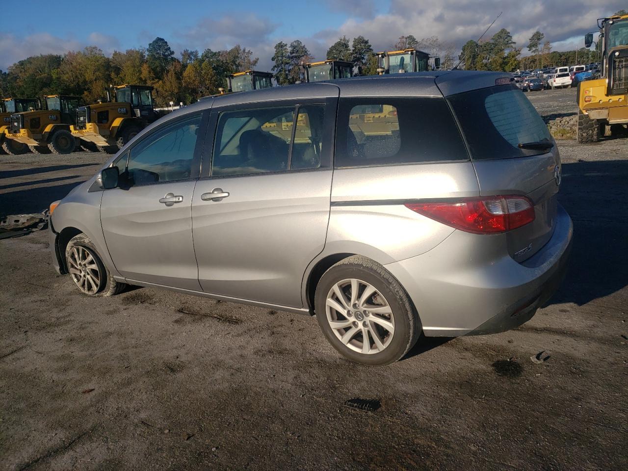 2013 MAZDA 5