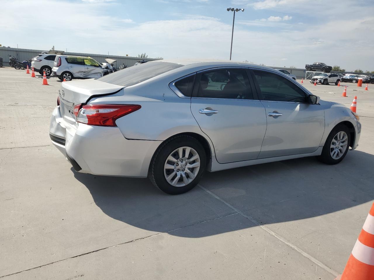 2017 NISSAN ALTIMA