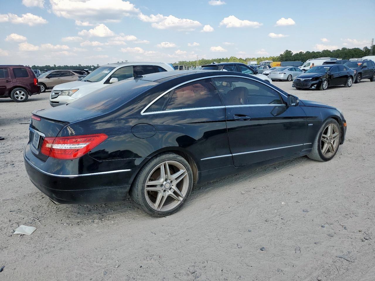 2012 MERCEDES-BENZ E-Class