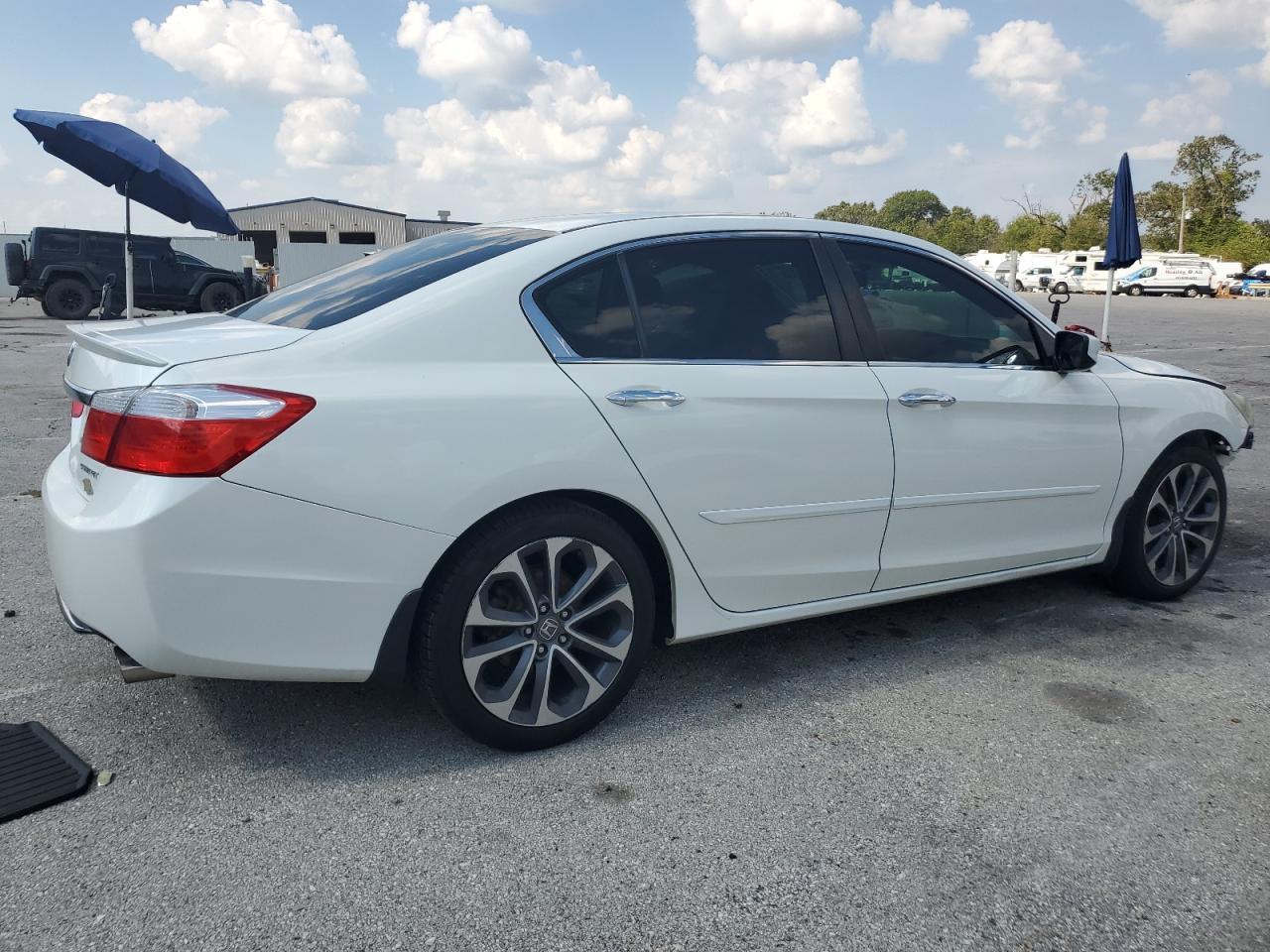 2015 HONDA ACCORD