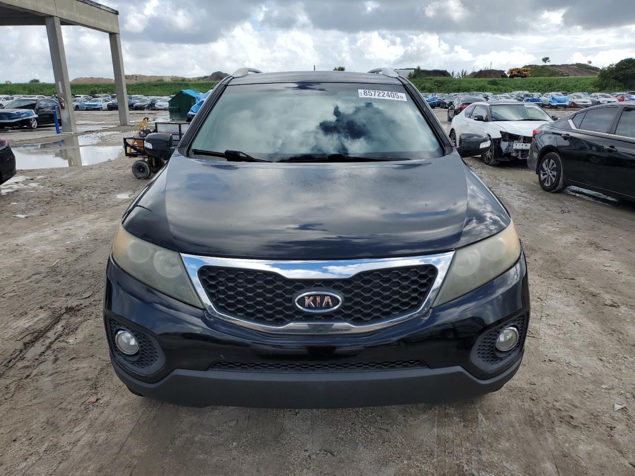 2011 KIA SORENTO