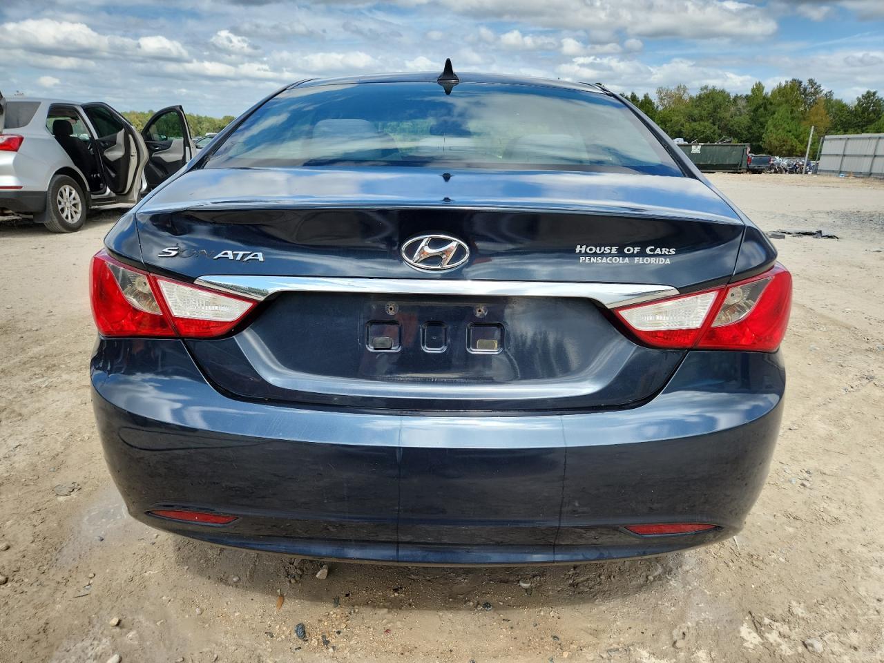 2011 HYUNDAI SONATA