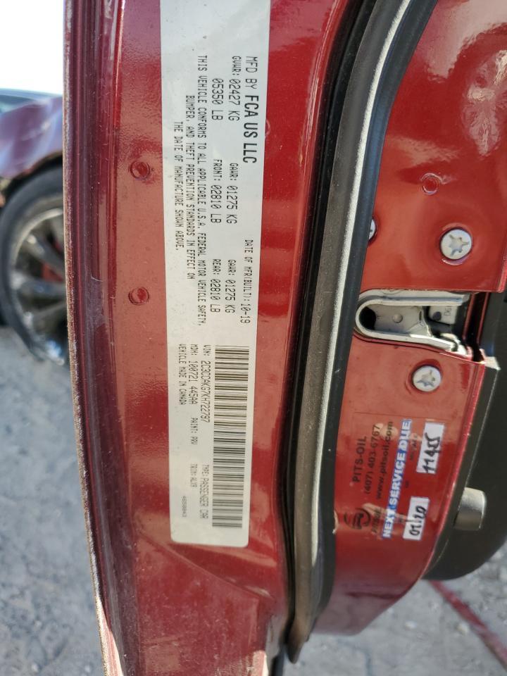 2019 CHRYSLER 300