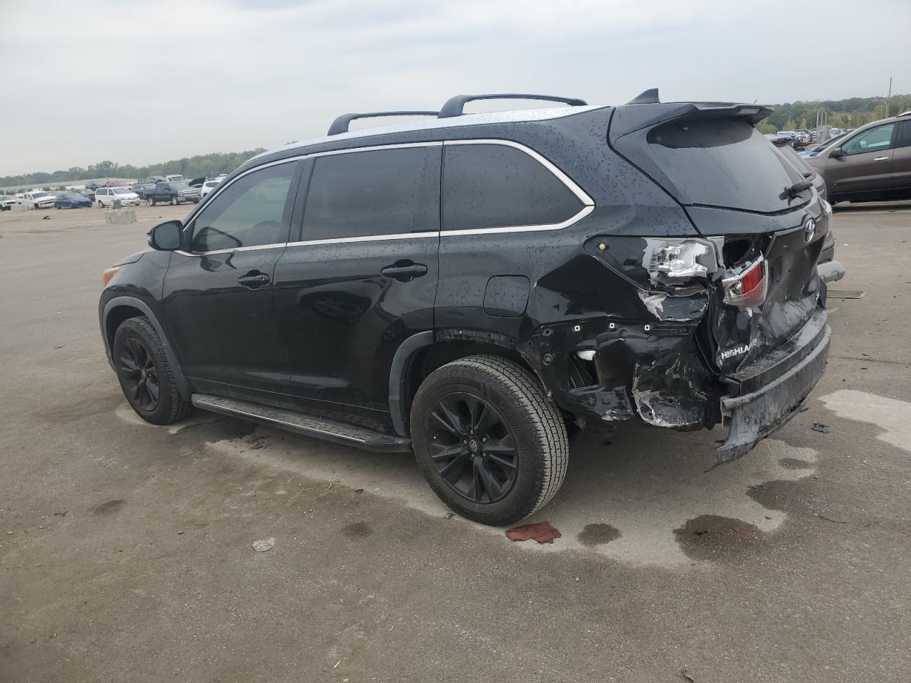 2015 TOYOTA HIGHLANDER