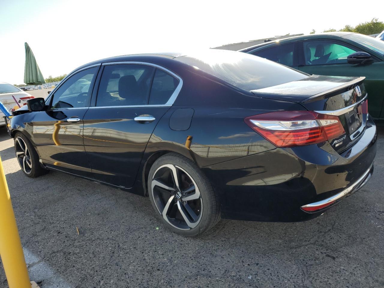2017 HONDA ACCORD