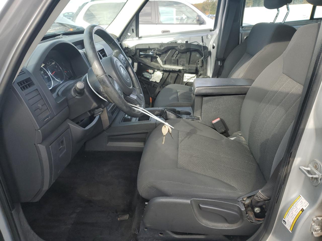 2011 JEEP Liberty