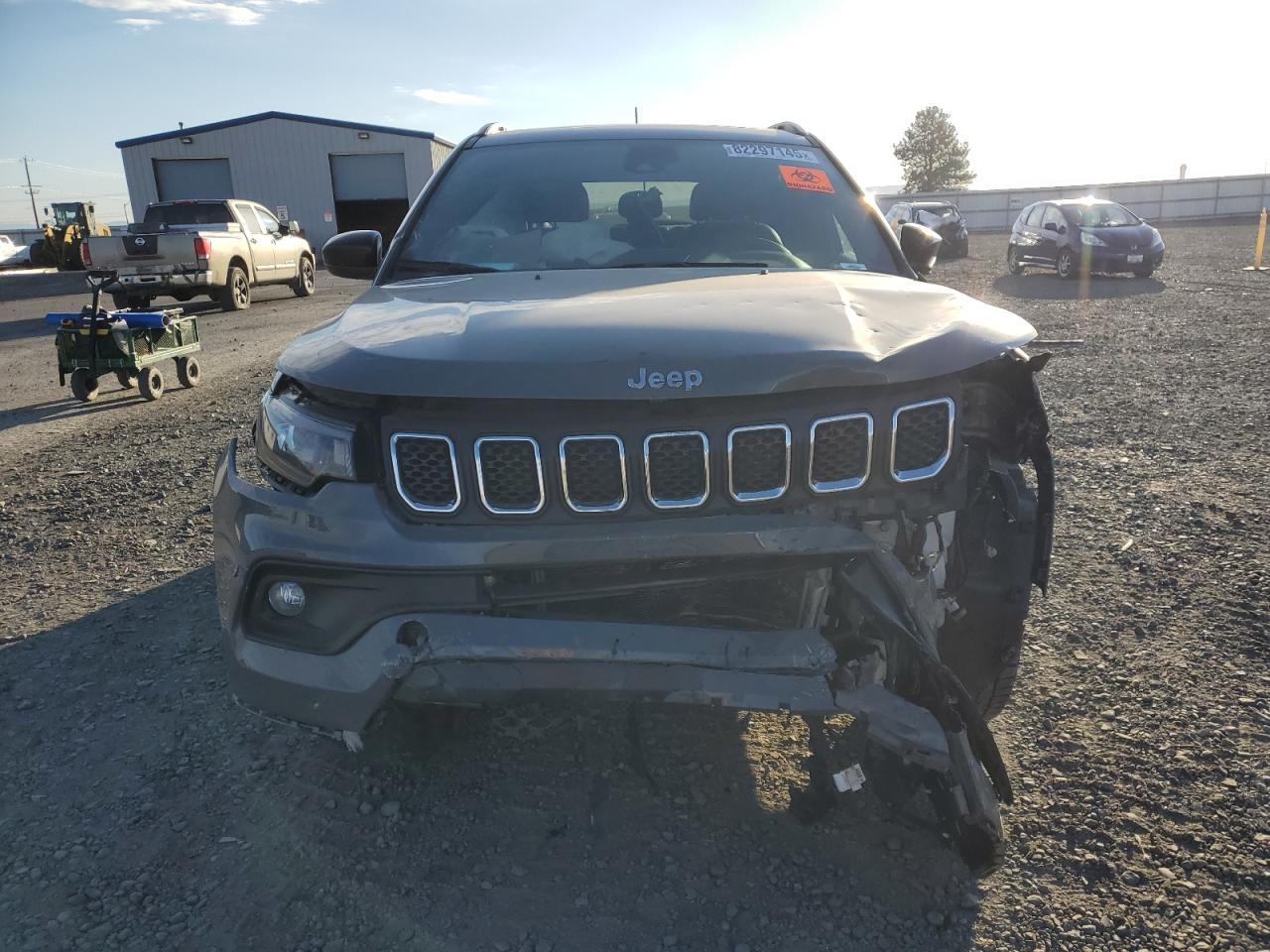 2023 JEEP Compass