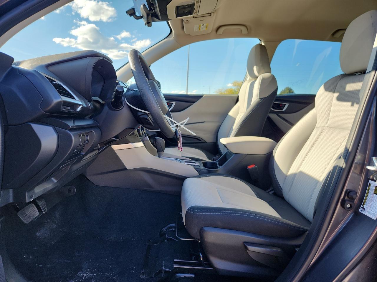 2022 SUBARU FORESTER