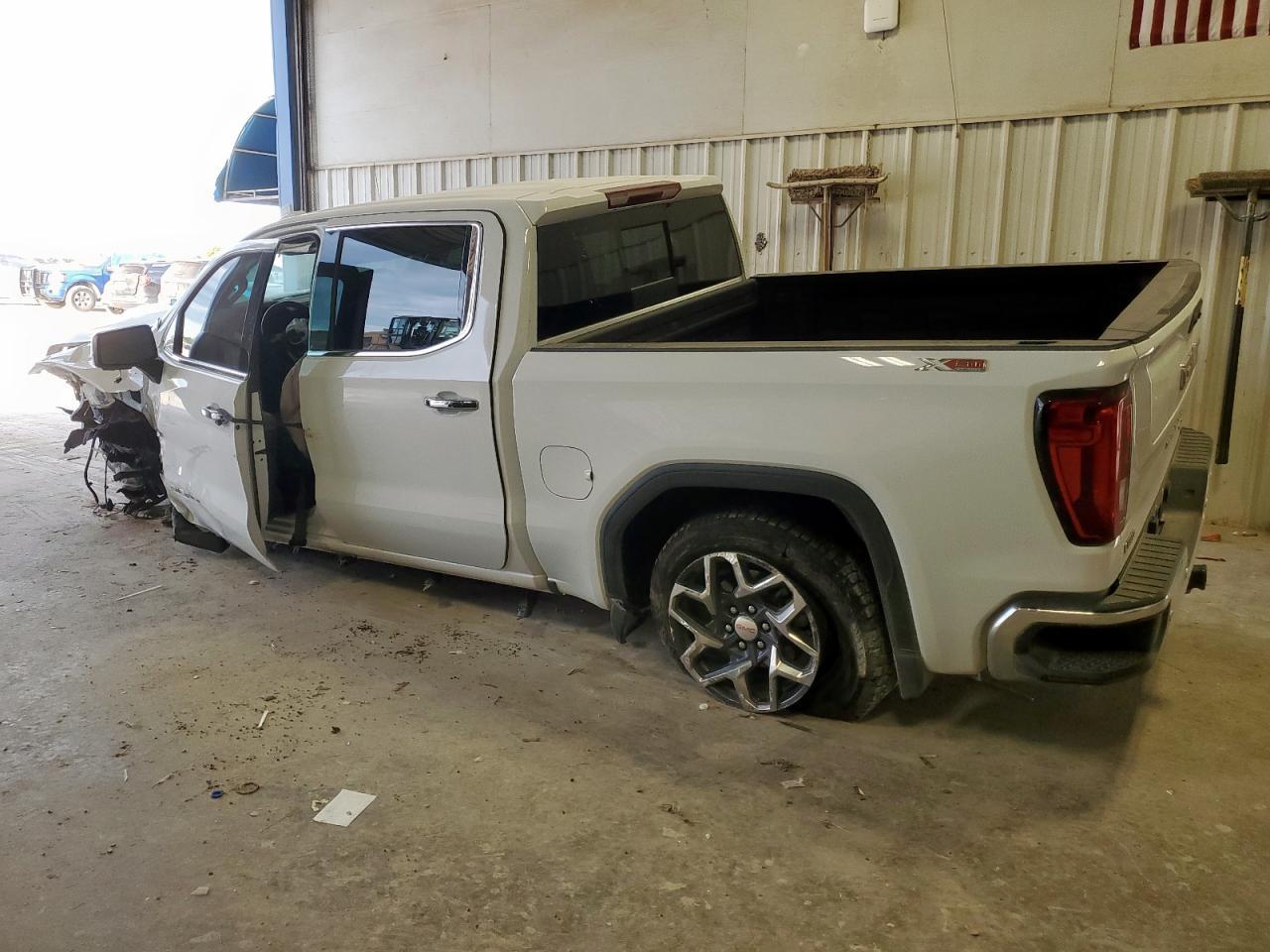 2024 GMC Sierra
