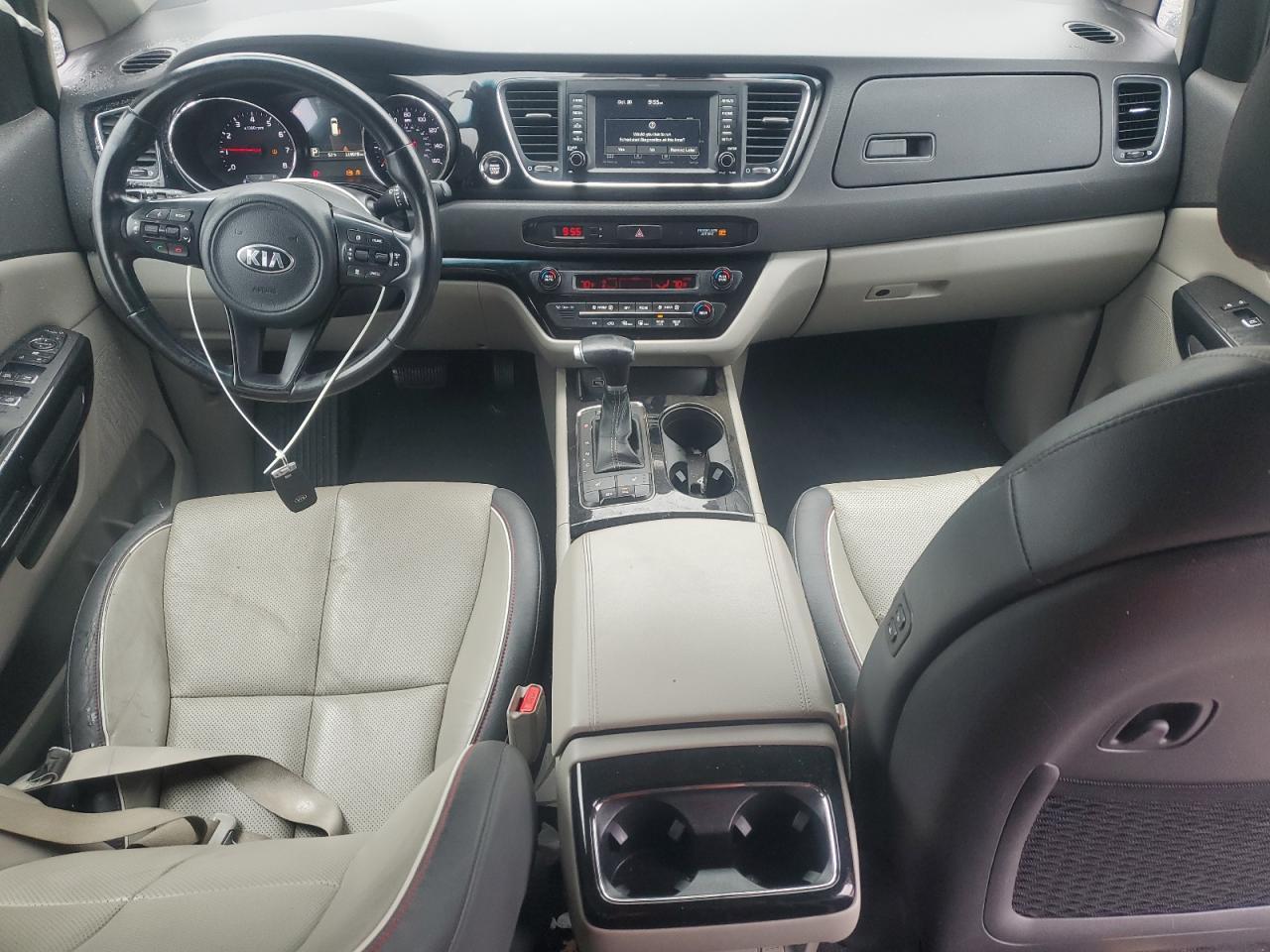 2017 KIA SEDONA
