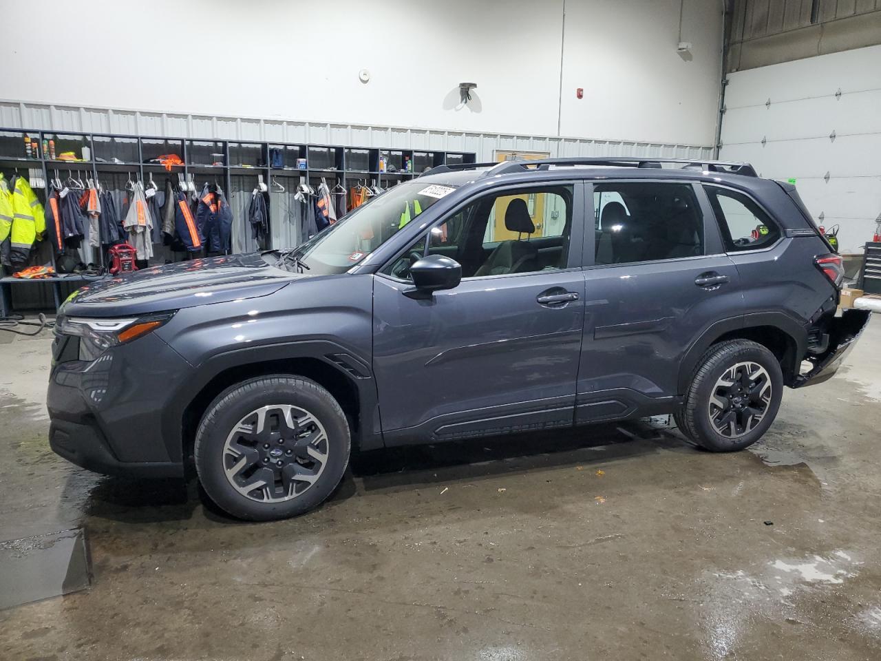 2025 SUBARU FORESTER